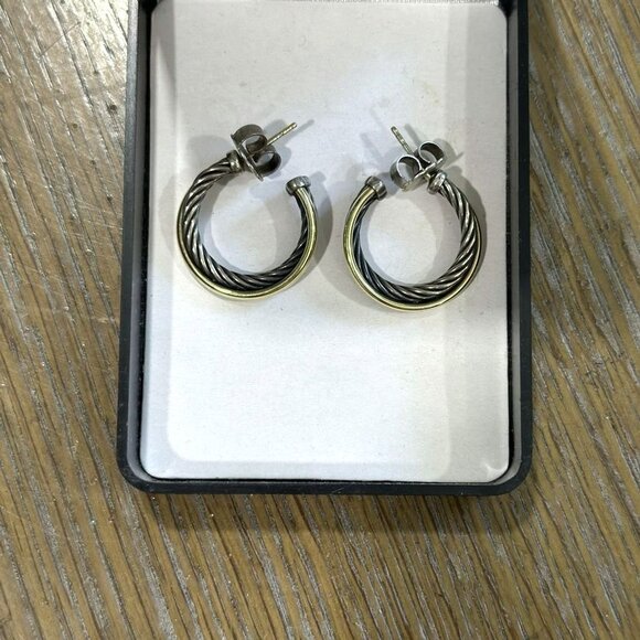 David Yurman Elegant Gold And Silver Hoop Earrings - Picture 3 of 4